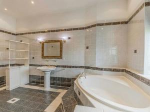 Prodej bytu 4+1, Praha - Vinohrady, 165 m2