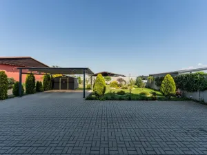 Prodej rodinného domu, Žatec - Záhoří, 382 m2