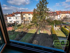 Pronájem bytu 2+kk, Praha - Střížkov, Trojmezní, 43 m2