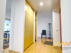Pronájem bytu 2+kk, Hradec Králové, Malé náměstí, 98 m2