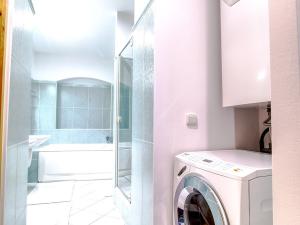 Pronájem bytu 2+kk, Hradec Králové, Malé náměstí, 98 m2