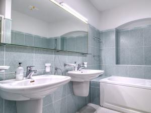 Pronájem bytu 2+kk, Hradec Králové, Malé náměstí, 98 m2