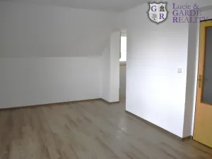 Prodej bytu 3+1, Bernartice, V zahrádce, 57 m2