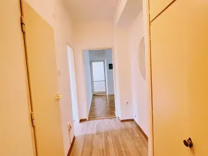 Pronájem bytu 4+1, Praha - Veleslavín, Na okraji, 72 m2