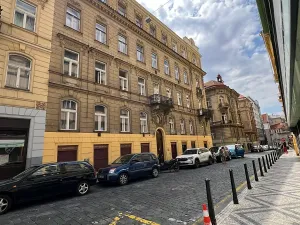Prodej bytu 2+1, Praha, Navrátilova, 63 m2