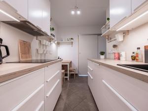 Prodej bytu 2+kk, Praha - Řepy, Galandova, 47 m2