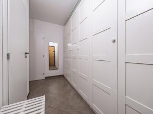 Prodej bytu 2+kk, Praha - Řepy, Galandova, 47 m2