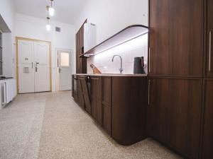 Pronájem bytu 2+kk, Praha - Nové Město, Růžová, 52 m2