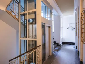 Pronájem bytu 2+kk, Praha - Nové Město, Růžová, 52 m2