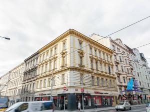 Pronájem bytu 2+1, Praha - Smíchov, Zborovská, 70 m2