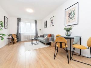 Prodej bytu 3+kk, Praha - Malešice, Počernická, 58 m2