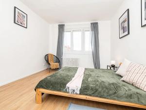Prodej bytu 3+kk, Praha - Malešice, Počernická, 58 m2