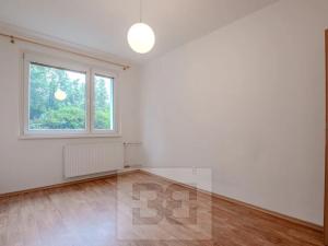 Pronájem bytu 2+1, Liberec, Sametová, 56 m2
