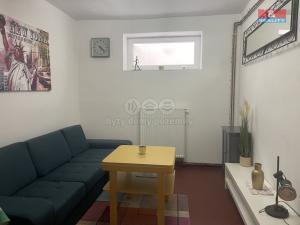 Pronájem bytu 2+1, Praha, Luštěnická, 35 m2