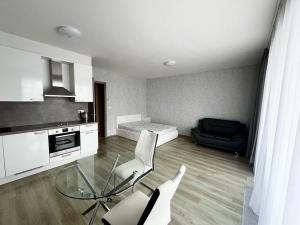 Pronájem bytu 1+kk, Praha - Stodůlky, Toufarova, 40 m2