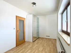 Pronájem bytu 3+kk, Praha - Štěrboholy, Andersenova, 76 m2