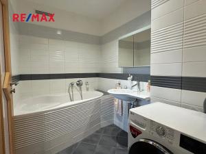 Pronájem bytu 3+kk, Praha - Štěrboholy, Andersenova, 76 m2