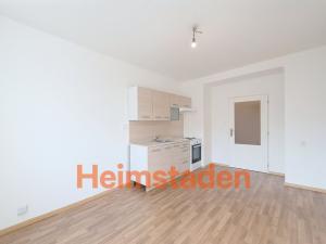 Pronájem bytu 1+kk, Havířov - Město, Hlavní třída, 19 m2