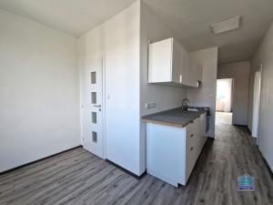 Prodej bytu 2+1, Tachov, Bělojarská, 62 m2