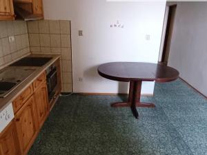 Pronájem bytu 2+1, Děčín - Děčín VII-Chrochvice, Vilsnická, 70 m2
