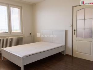 Pronájem bytu 1+1, Nové Strašecí, Křivoklátská, 39 m2