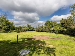 Prodej pozemku pro bydlení, Mezouň, 1807 m2