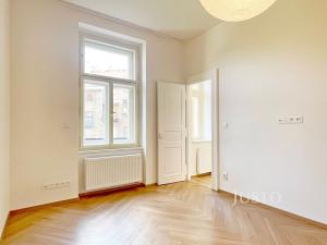 Pronájem bytu 2+1, Praha - Bubeneč, Sládkova, 68 m2