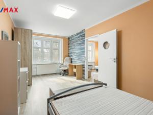 Prodej bytu 2+kk, Karlovy Vary - Bohatice, Jáchymovská, 48 m2