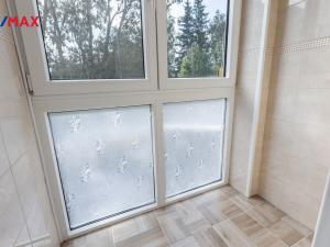Prodej bytu 2+kk, Karlovy Vary - Bohatice, Jáchymovská, 48 m2