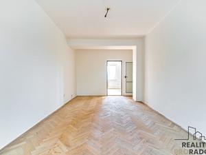 Prodej bytu 3+1, Ostrava, Aleše Hrdličky, 68 m2