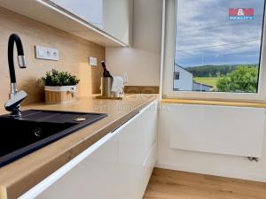 Prodej bytu 3+kk, Kublov, 72 m2