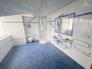 Prodej vily, Praha - Benice, U zahrádek, 427 m2