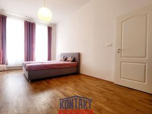 Pronájem bytu 2+1, České Budějovice, Lannova tř., 72 m2