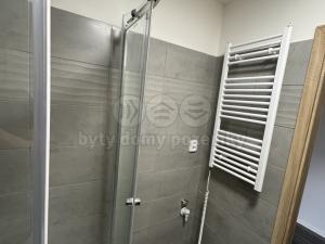 Pronájem bytu 1+kk, Louny, Husova, 38 m2