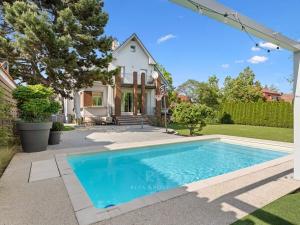 Prodej vily, Praha - Horní Počernice, Jívanská, 220 m2