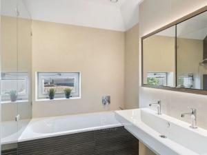Prodej vily, Praha - Horní Počernice, Jívanská, 220 m2