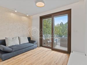 Pronájem bytu 2+kk, Praha - Klánovice, Slavětínská, 45 m2