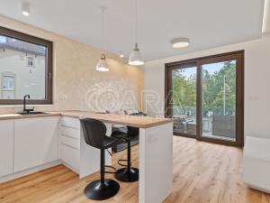 Pronájem bytu 2+kk, Praha - Klánovice, Slavětínská, 45 m2