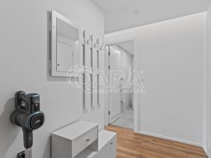 Pronájem bytu 2+kk, Praha - Klánovice, Slavětínská, 45 m2