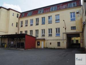 Prodej obchodního prostoru, Cheb, Pekařská, 13500 m2