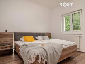 Prodej bytu 2+kk, Frymburk, 66 m2