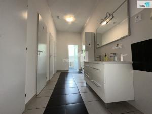 Pronájem kanceláře, Česká Lípa, Bendlova, 373 m2