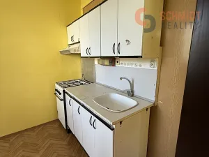 Prodej bytu 2+1, Břeclav, Na Valtické, 46 m2