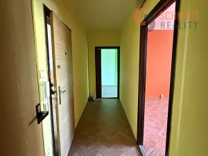 Prodej bytu 2+1, Břeclav, Na Valtické, 46 m2
