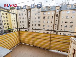 Prodej bytu 4+1, Praha - Holešovice, U smaltovny, 175 m2