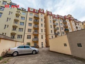 Prodej bytu 4+1, Praha - Holešovice, U smaltovny, 175 m2