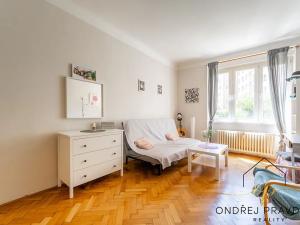 Prodej bytu 1+kk, Praha - Holešovice, Strojnická, 23 m2