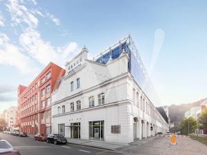 Pronájem kanceláře, Praha - Karlín, Křižíkova, 388 m2