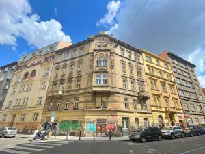 Pronájem bytu 2+1, Praha - Bubeneč, Sládkova, 68 m2