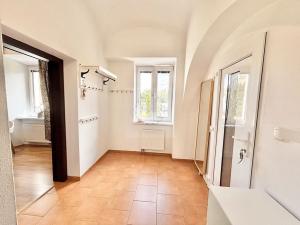 Prodej bytu 3+1, Hrušovany nad Jevišovkou, Lidická, 80 m2